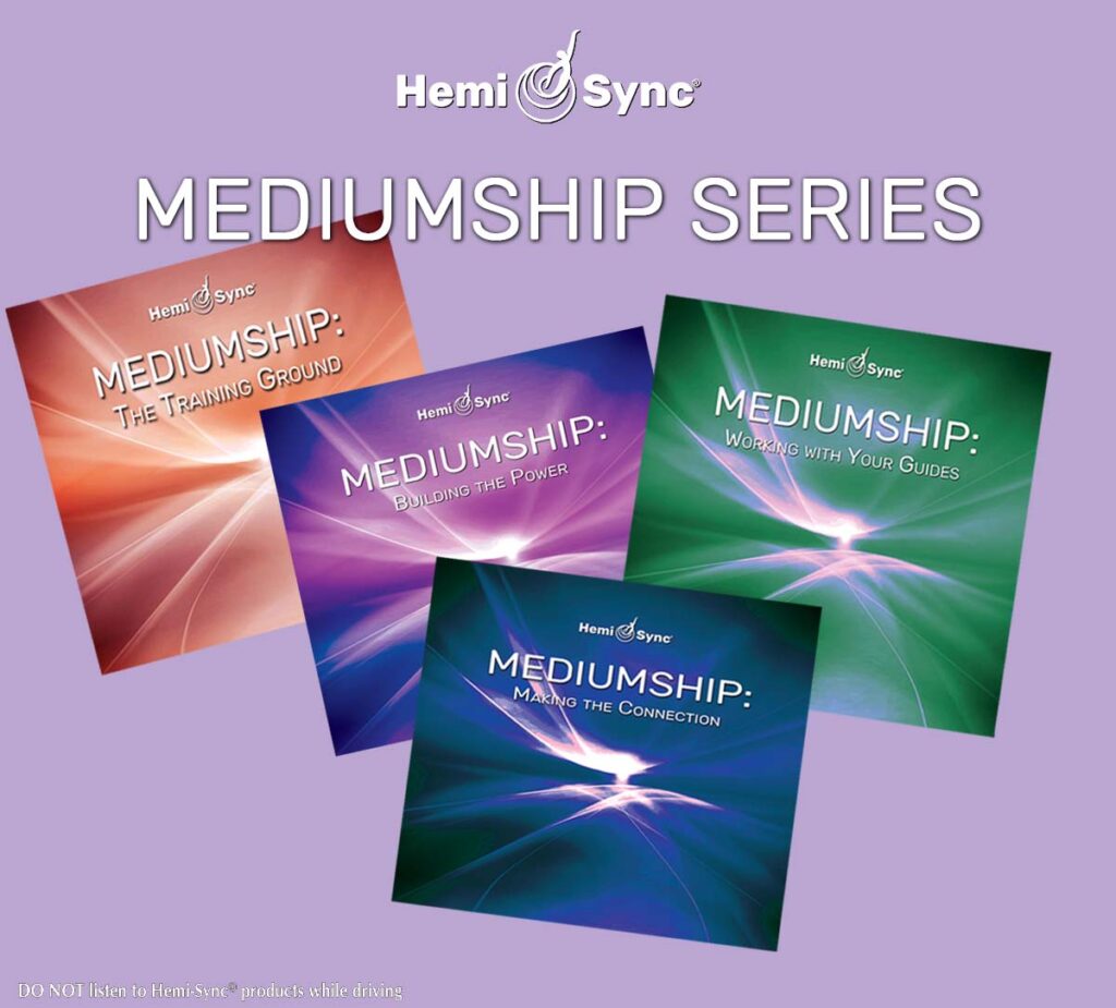 Colección de carátulas de la serie de discos de Hemy Sync MEDIUMSHIP: dibujos abtractos en cada una de ellas en diferentes tonos